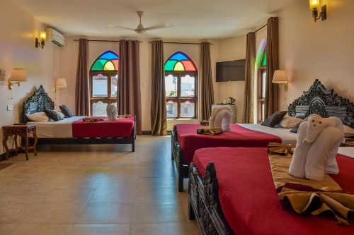 Tembo Palace Hotel image 12