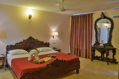 Tembo Palace Hotel image 2
