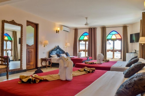 Tembo Palace Hotel image 36